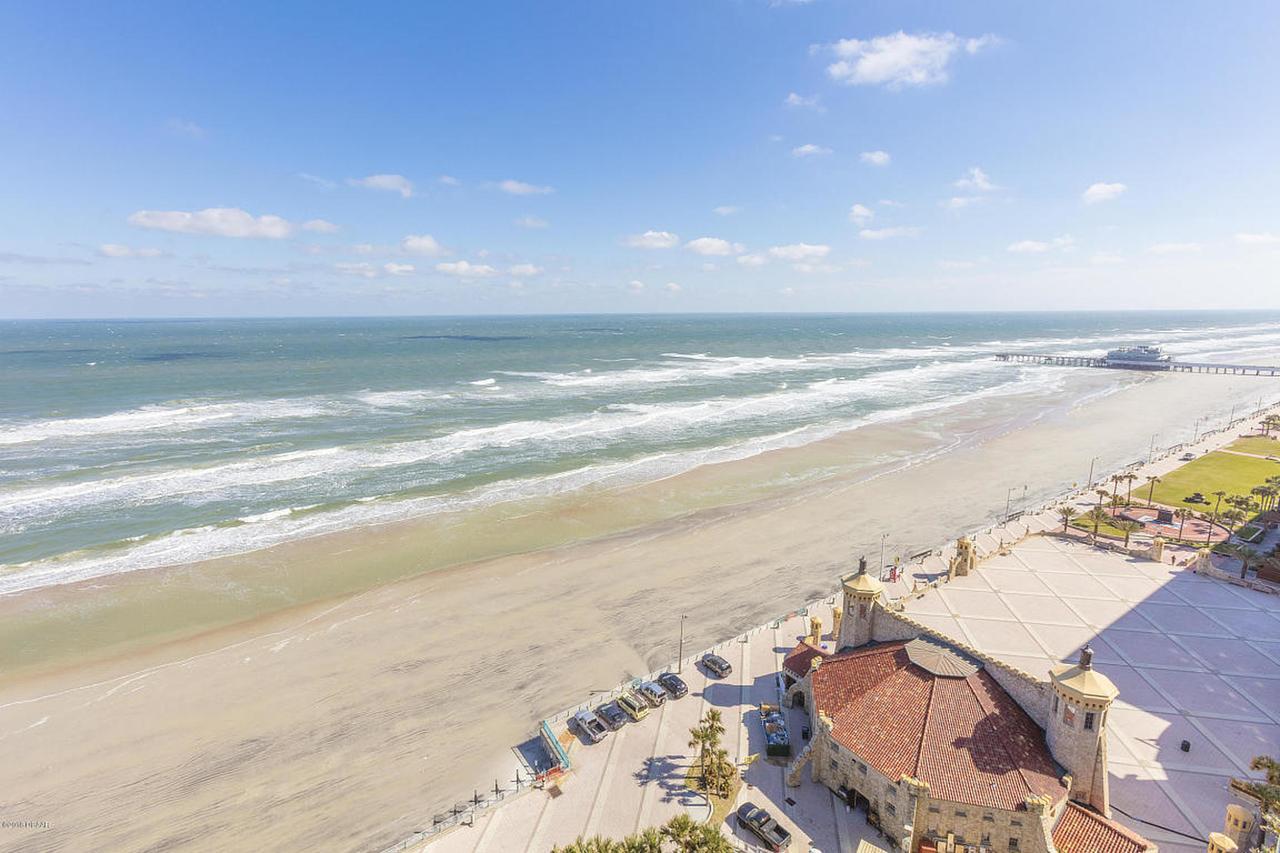 Ocean Walk Resort - Dazzling Ocean Front View Daytona Beach Exterior photo